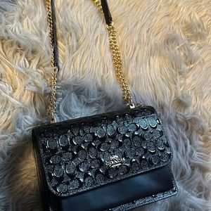 NEW!!! Black Klare Crossbody In Signature Leather